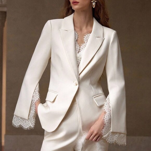 Elegant Women's Peak Collar Contrast Lace Split Sleeve Single Button Blazer - Picture 2 of 6